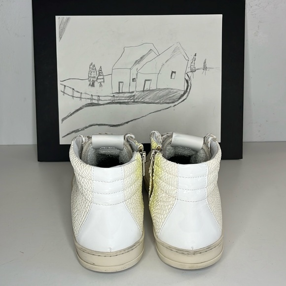 P448 High Top White Patent Embossed Snake Leather Sneakers Women’s size 10 - Picture 4 of 16